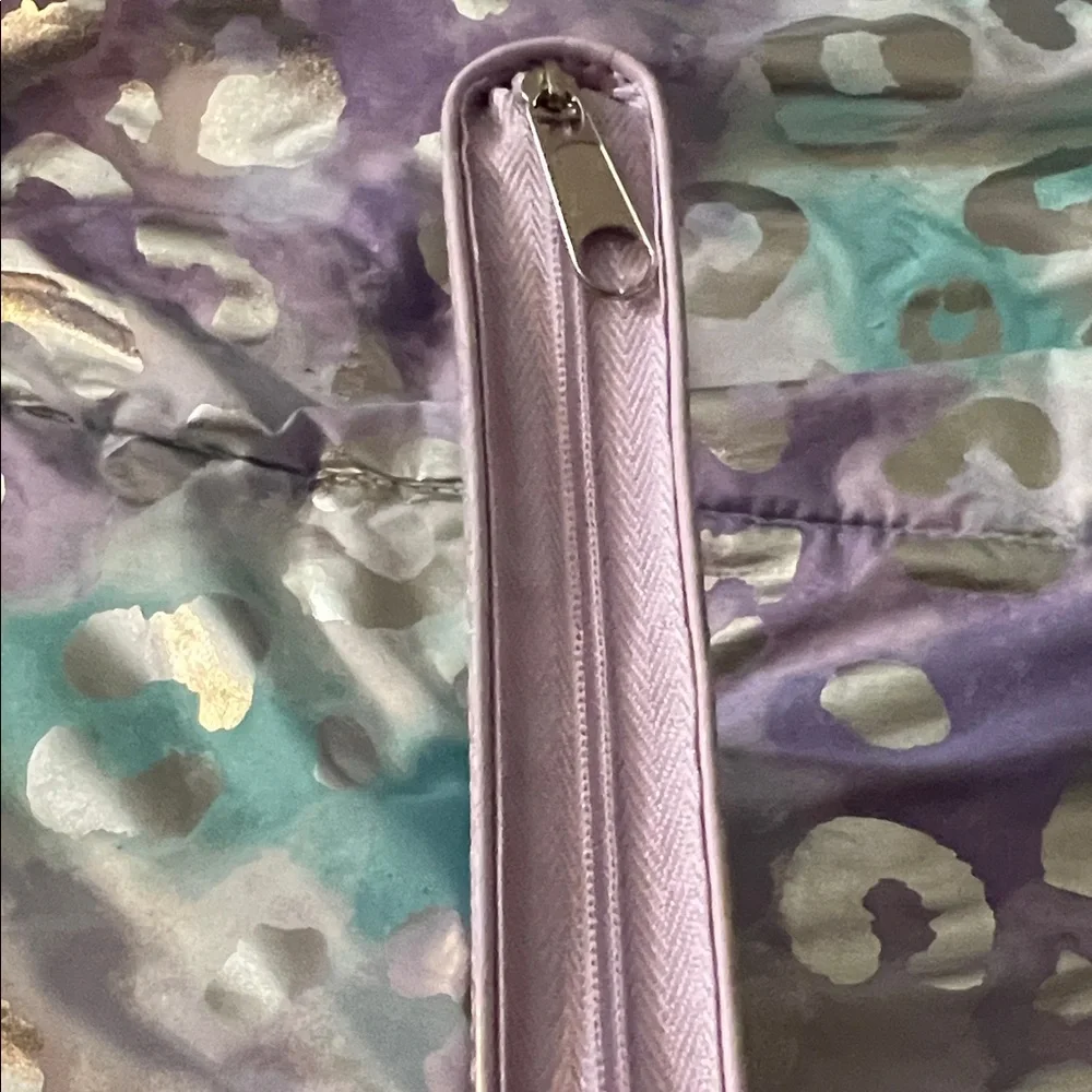Purple Floral Vegan Leather Zip Book 12-Month Planner-NWOT